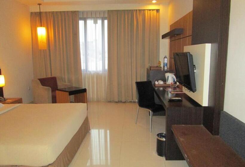 חדר דחוקס עם מיטת קינג, Kini Pontianak