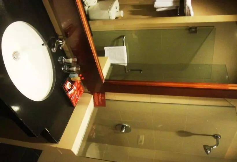 Deluxe-huone Sivuttainen Merinäkymä, Manado Quality