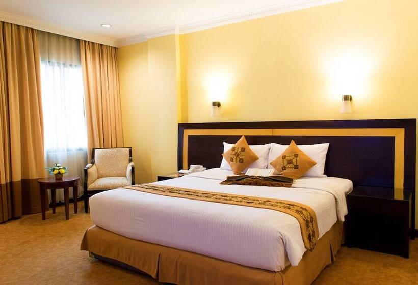 行政房间, Phi Semesta