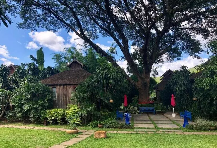 اتاق لوکس با بالکن, Rimpai Cottage
