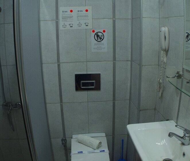 חדר סטנדרט, Seril 2