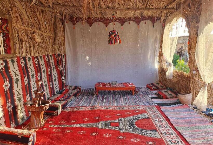 اتاق اکونومی, Tijan Siwa