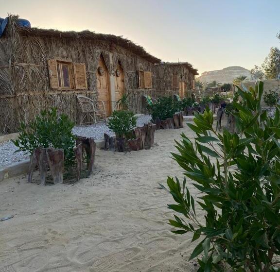 اتاق استاندارد, Tijan Siwa