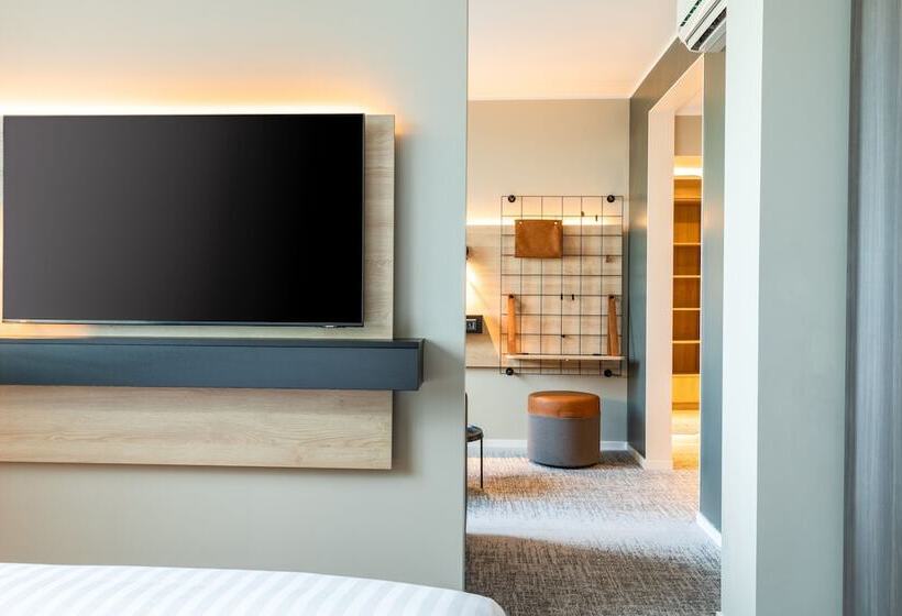 패밀리 룸, Moxy Berlin Airport