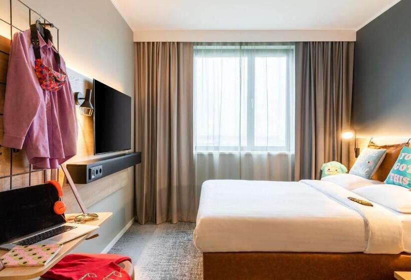 스탠다드 룸, Moxy Berlin Airport