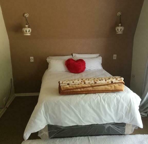 غرفة قياسية سرير كينج, Home Away From Home