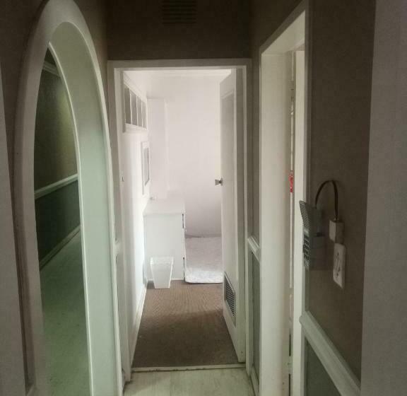 غرفة قياسية حمام مشترك, Home Away From Home