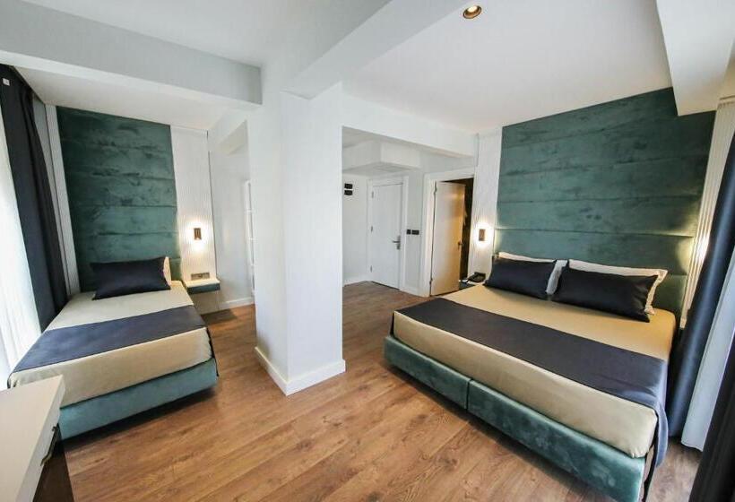 اتاق خانوادگی, Axu Airport