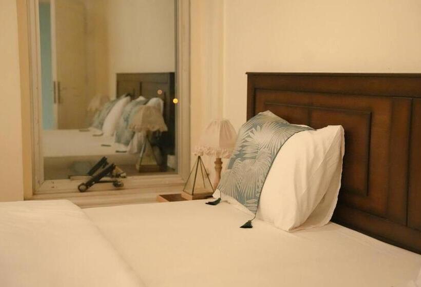 Standard room with outdoor bath, Raqeem