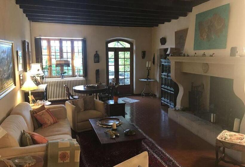 マウンテンビュースタンダードルーム, Gite Belle Vue