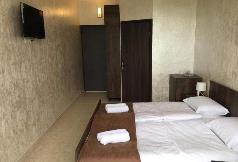 اتاق استاندارد با بالکن, Villa Golden Fleece