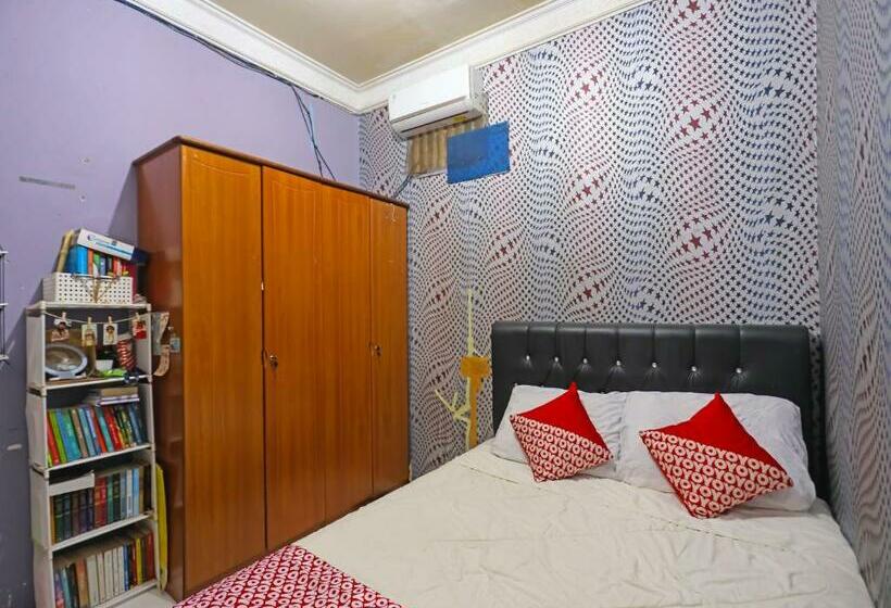 Стандартный Номер Кровать Кинг, Oyo 91782 Satria Homestay Syariah