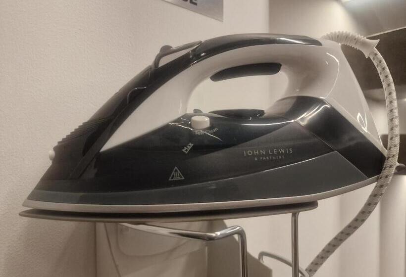 חדר דלוקס, Beautiful Rooms In London