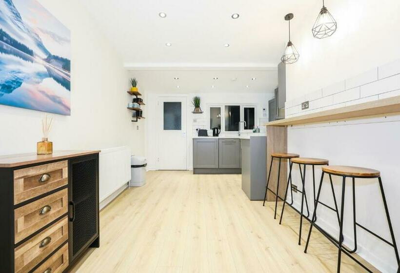 חדר סטנדרט, Mystayinn Tomnahurich Guest House