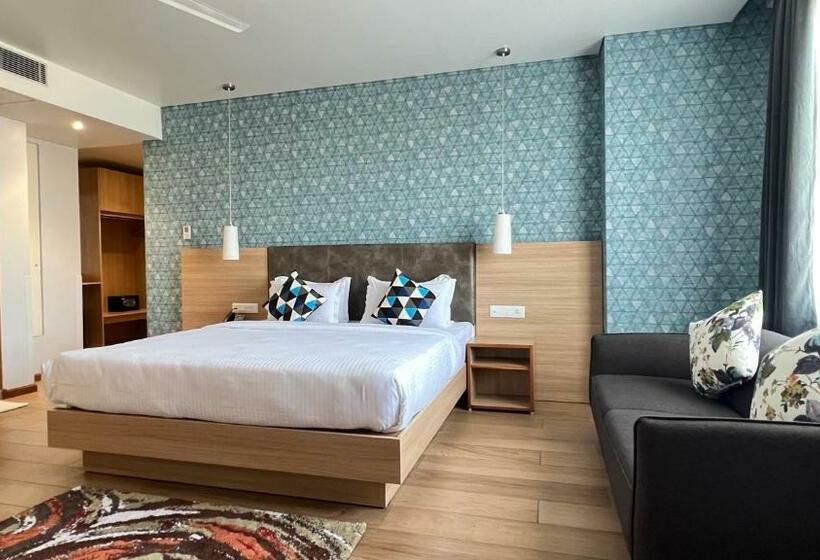 キングサイズベッドのスタンダードルーム, Aurora Boutique Hotel Imphal