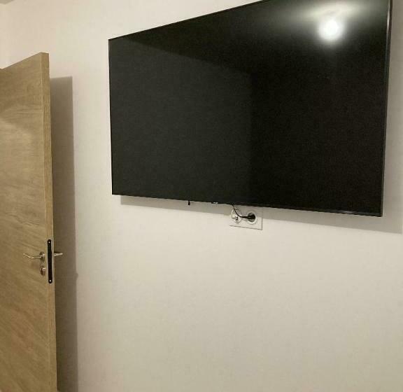 غرفة قياسية, Chambre, Salle De Bain, Toilette, Salon Privatif