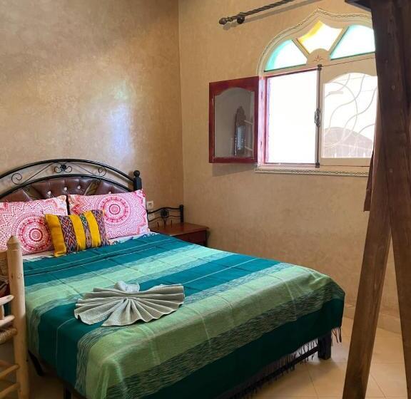 اتاق اکونومی, Surf & Salsa Guesthouse