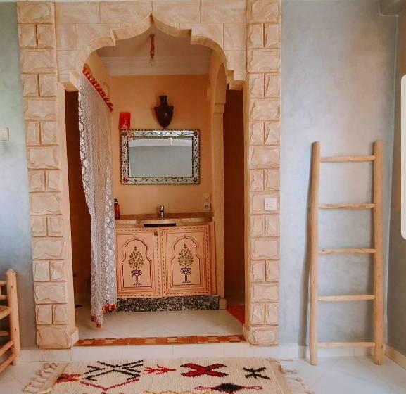 اتاق لوکس, Surf & Salsa Guesthouse