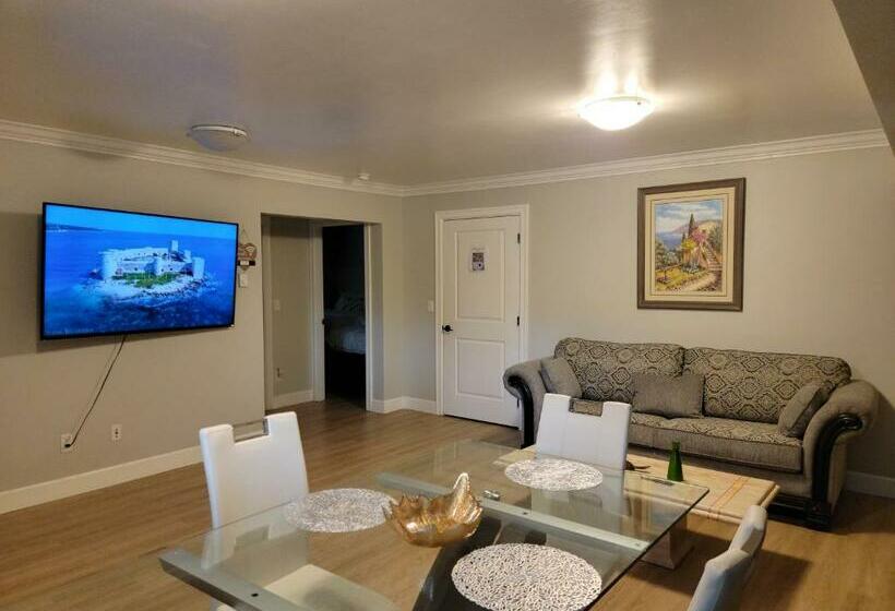 جناح عائلي, Oscar Inn & 2bd Family Suite Or Private Room