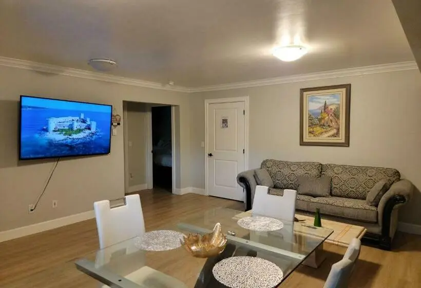 スイート(家族用), Oscar Inn & 2bd Family Suite Or Private Room