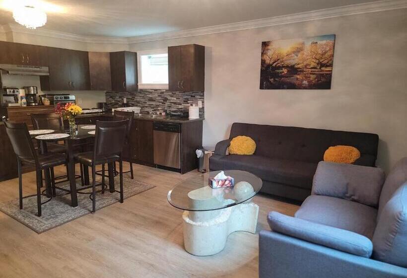 Family Suite, Oscar Inn & 2bd Family Suite Or Private Room