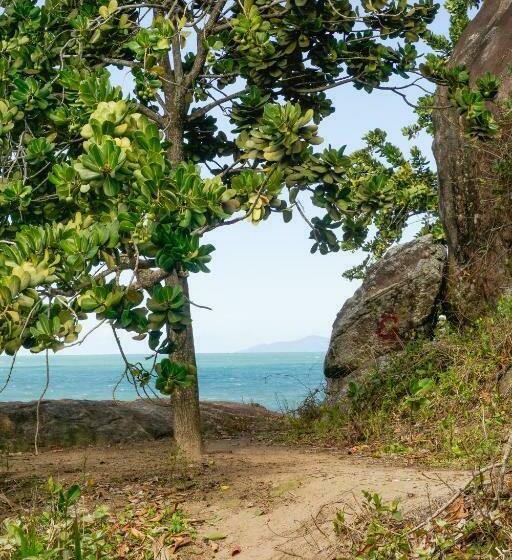 סוויטה, Hostel Capricórnio Carcará