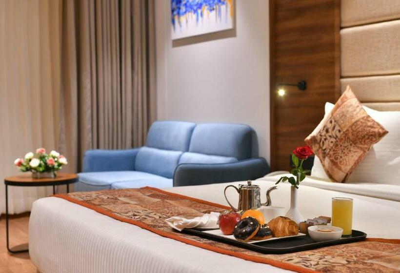 غرفة كلوب, Regenta Fairlark Vadodara