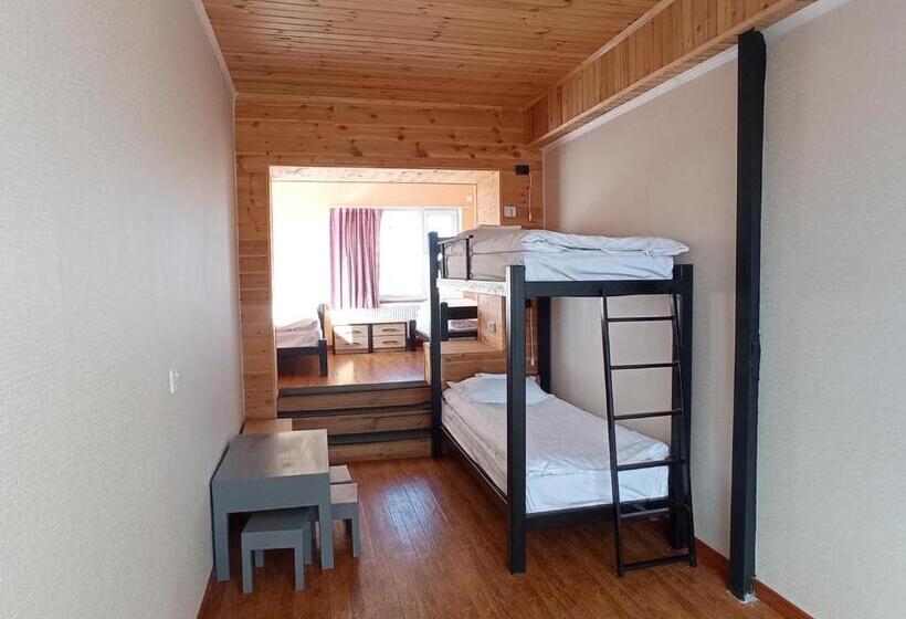 Economy Quadruple Room, Kharkhorin Hostel