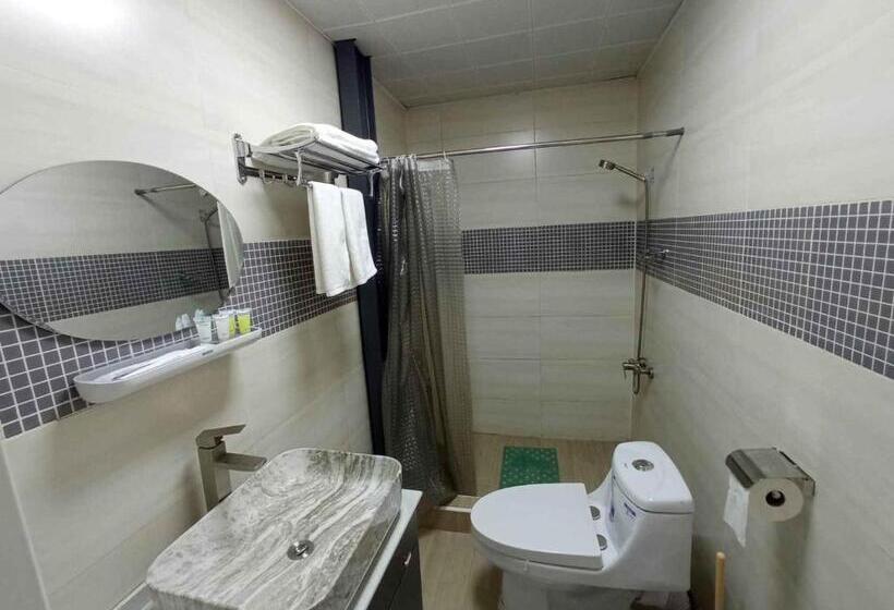 اتاق عادی, Kharkhorin Hostel