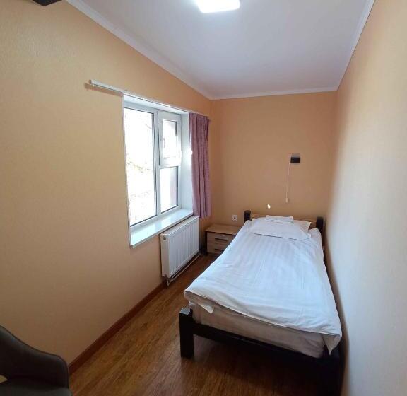 اتاق اکونومی یک تخته, Kharkhorin Hostel