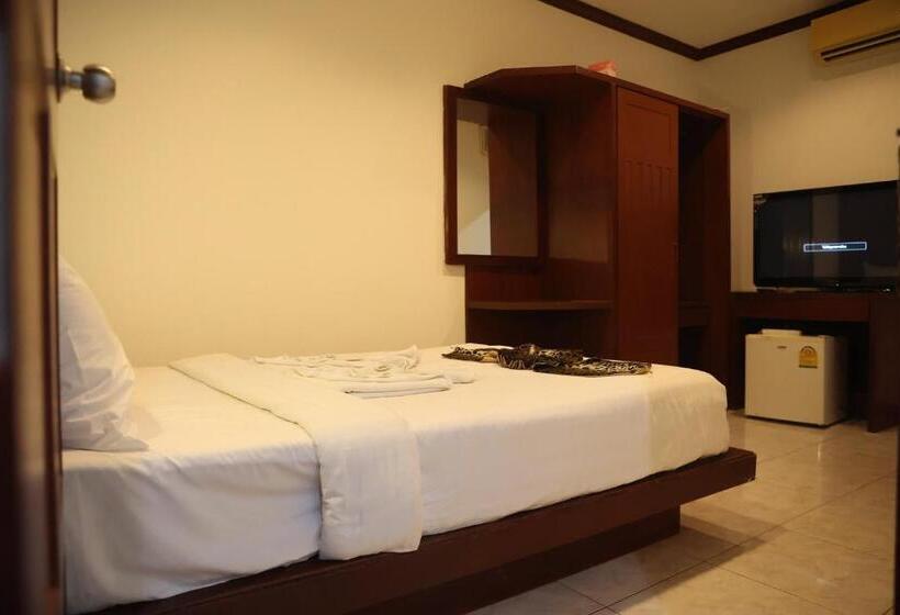 Номер Стандарт, New Forest Patong