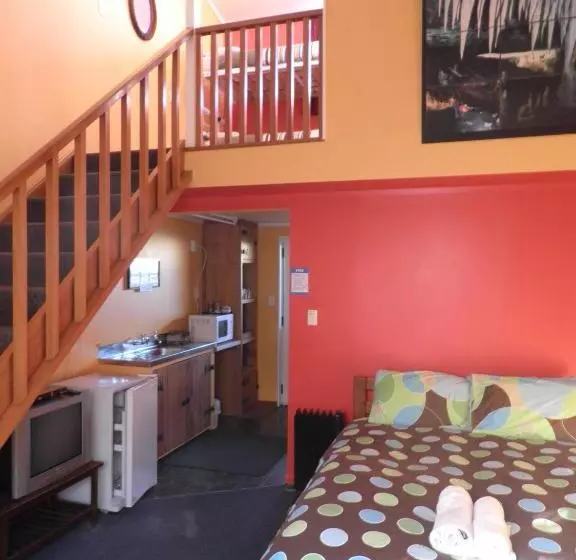 اتاق خانوادگی, Bazil S Backpackers Bbh Hostel & Surf School