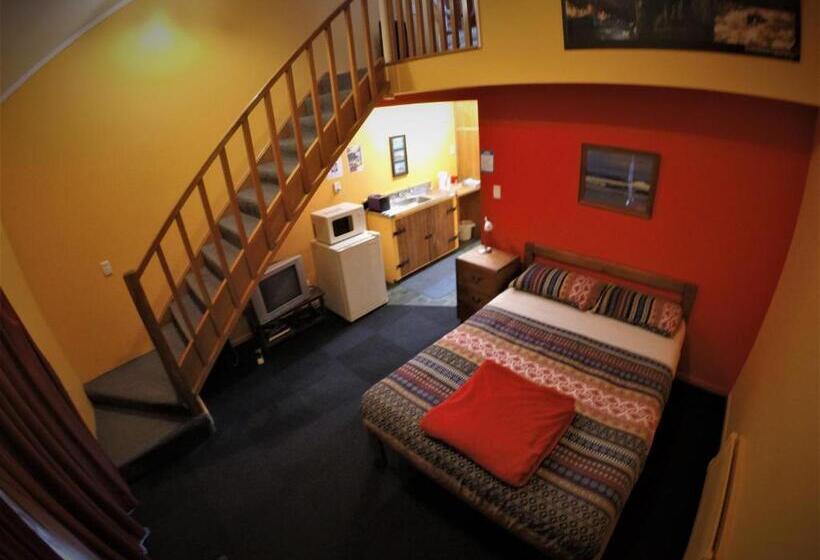 חדר משפחתי, Bazil S Backpackers Bbh Hostel & Surf School