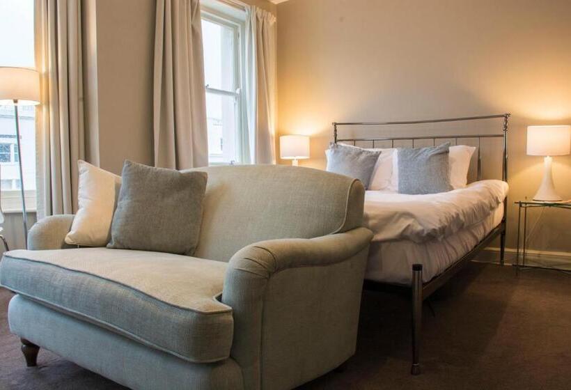 标准间侧面带海景, Amherst Brighton