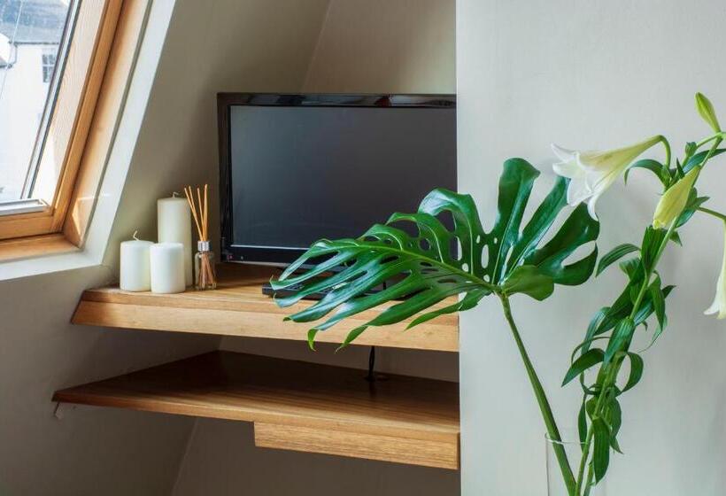 Номер Basic, Amherst Brighton