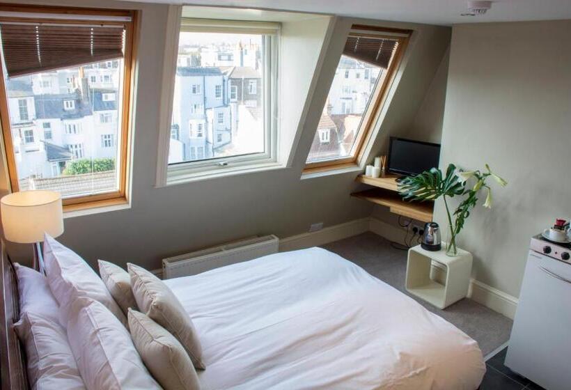 Номер Basic, Amherst Brighton