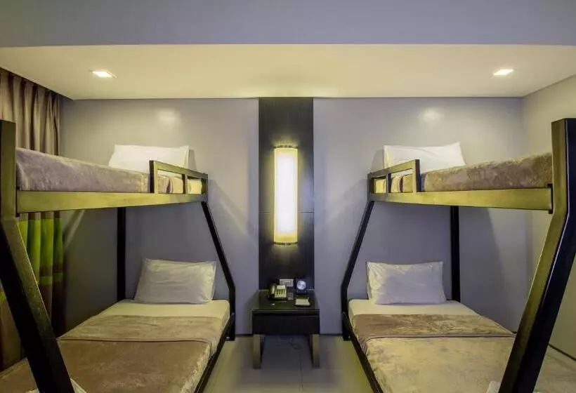 スタンダード４人部屋, Bayfront Hotel Cebu North Reclamation