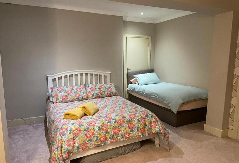 Апартаменты 2 Спальни, Boho Beach House   Beach Location