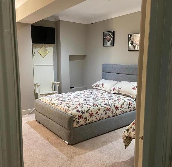 带2个卧室的公寓, Boho Beach House   Beach Location