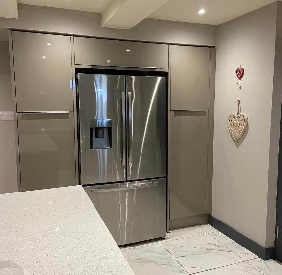 带2个卧室的公寓, Boho Beach House   Beach Location