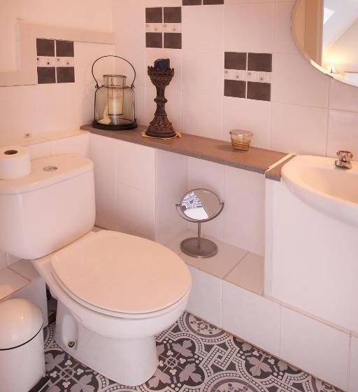 Triple Room Sea View, Boho Beach House   Beach Location