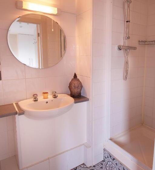 Triple Room Sea View, Boho Beach House   Beach Location