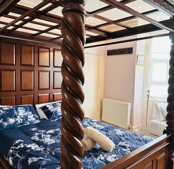 Апартаменты 1 Спальня, Boho Beach House   Beach Location