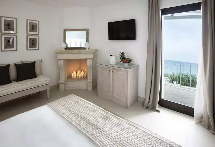 Executive Suite Sea View
