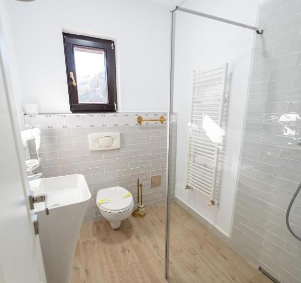 套房, Casa Din Bran   Inn Cuisine