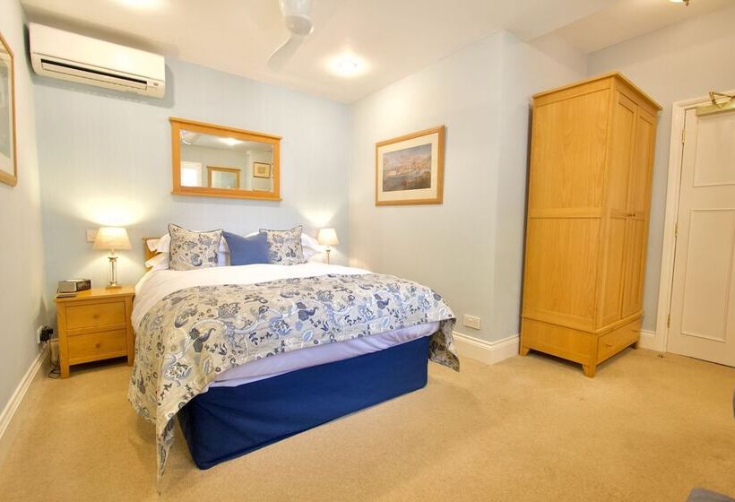 اتاق کلاسیک, Chestnuts House Boutique B&b