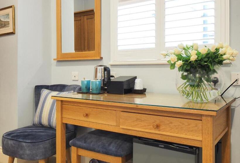 اتاق کلاسیک, Chestnuts House Boutique B&b