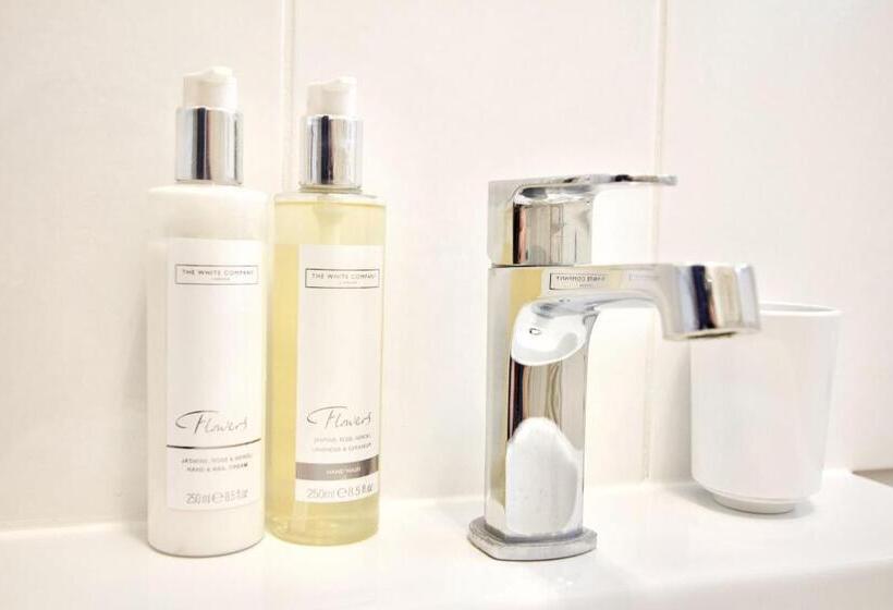 اتاق کلاسیک, Chestnuts House Boutique B&b