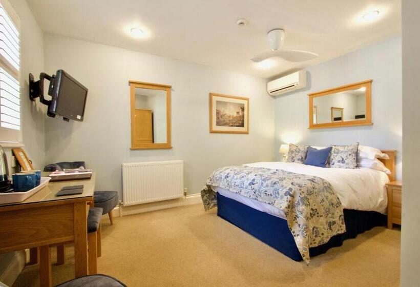 اتاق کلاسیک, Chestnuts House Boutique B&b