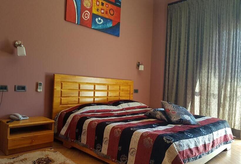 Номер Deluxe с Балконом, Class